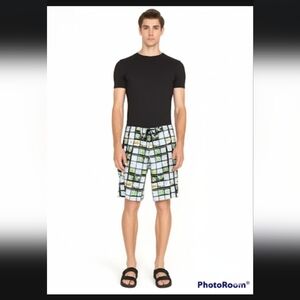 Reef Ridiculously Comfortable multi-color geo print board shorts, 32 waist Beach